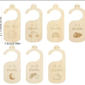 7Pcs Wooden baby clothes divider